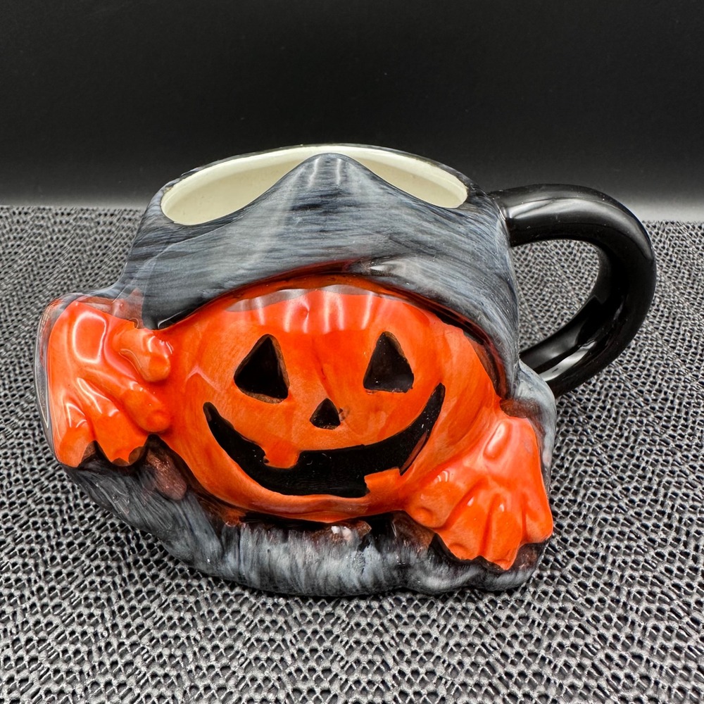 Hyde & EEK Boutique Halloween Pumpkin Jack-O-Lantern Hooded Mug Earthenware 2025